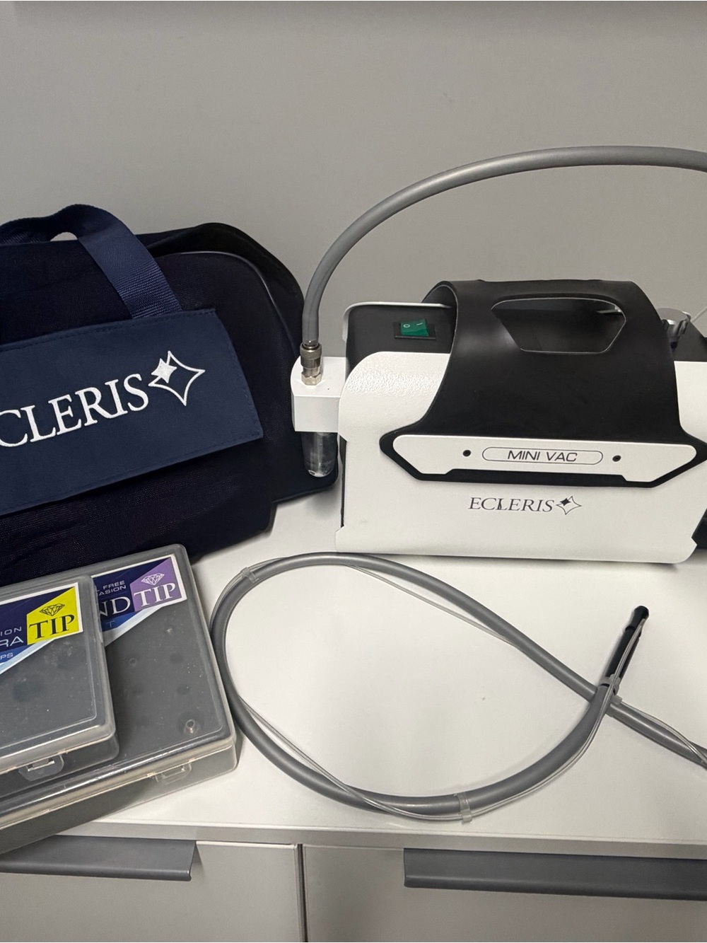 Hydrabrasion Mini - professional skin treatment system